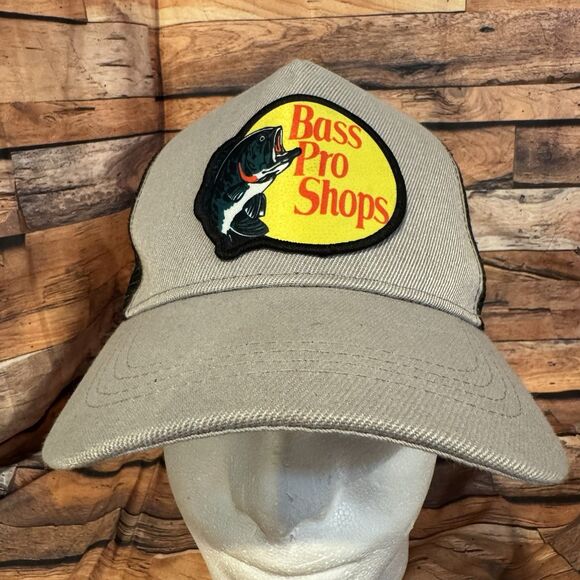 Bass Pro Shops Mesh Trucker Cap Hat SnapBack Adjustable Outdoors Fishing Logo - Picture 1 of 6